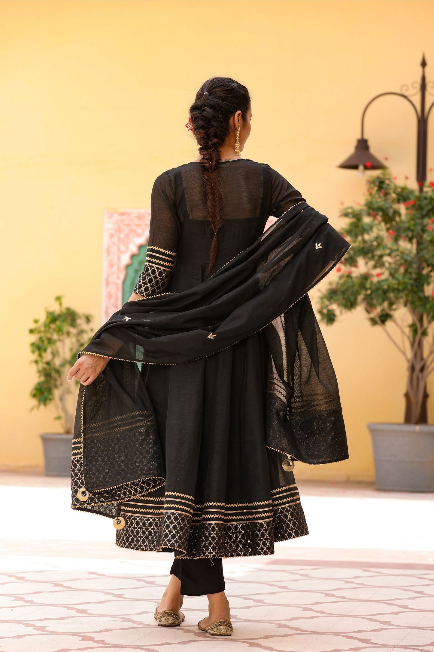 Falak Black Kalidaar Suit Set