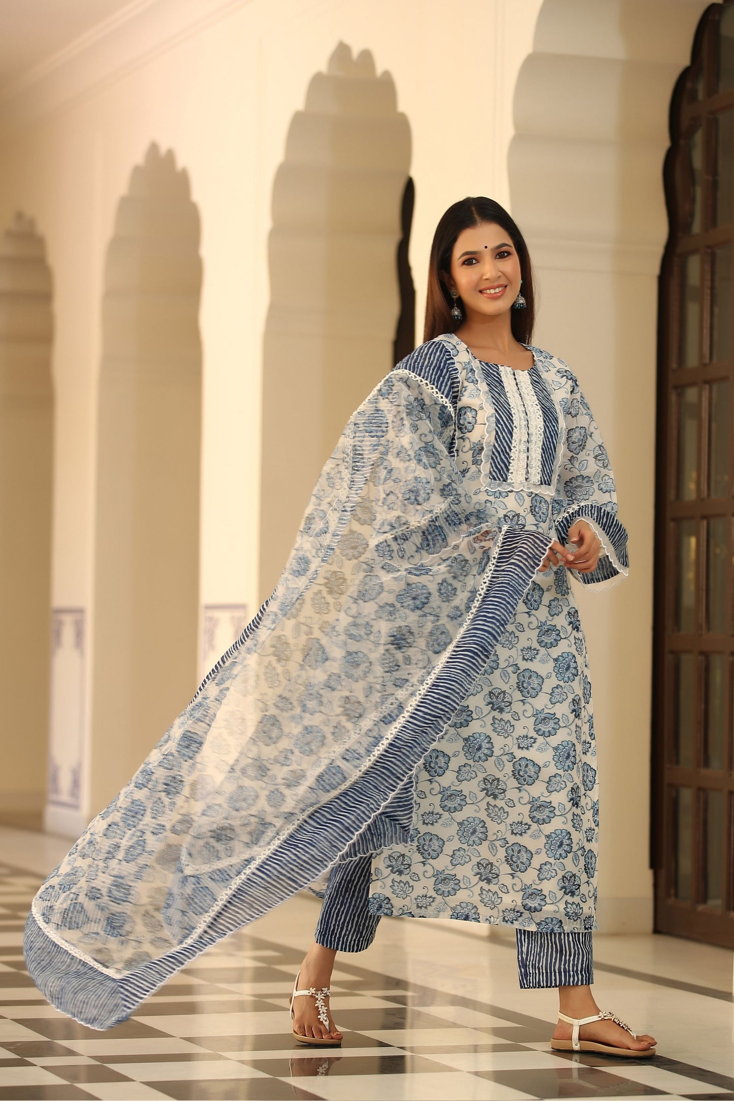 Aura Chanderi Kurta Set