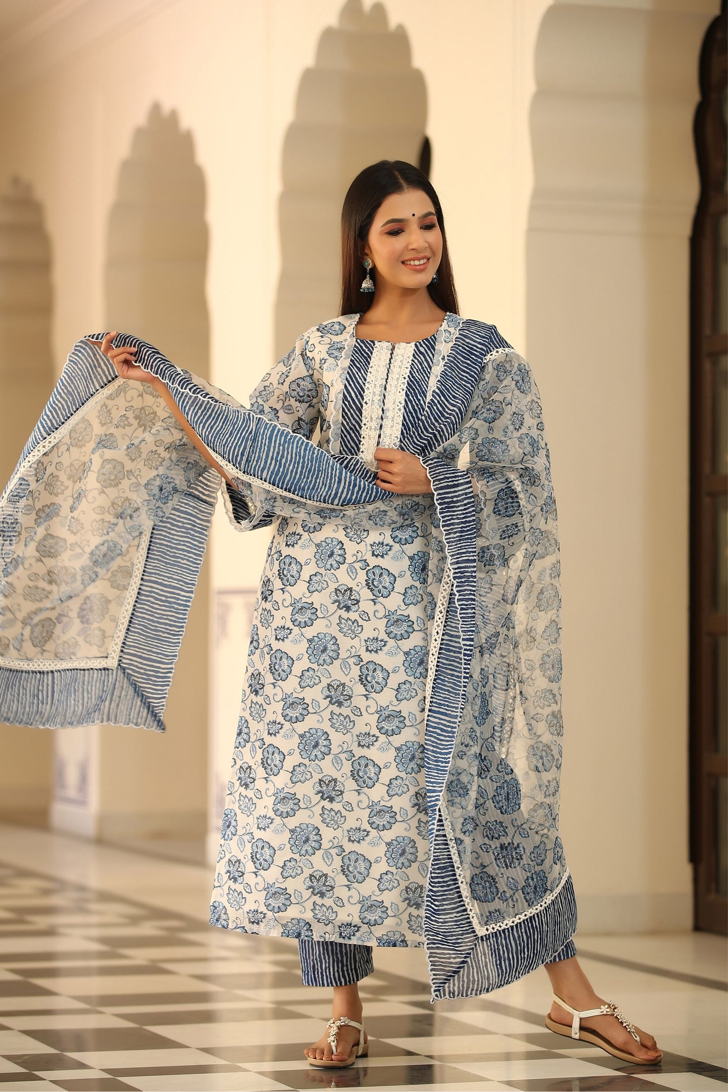 Aura Chanderi Kurta Set